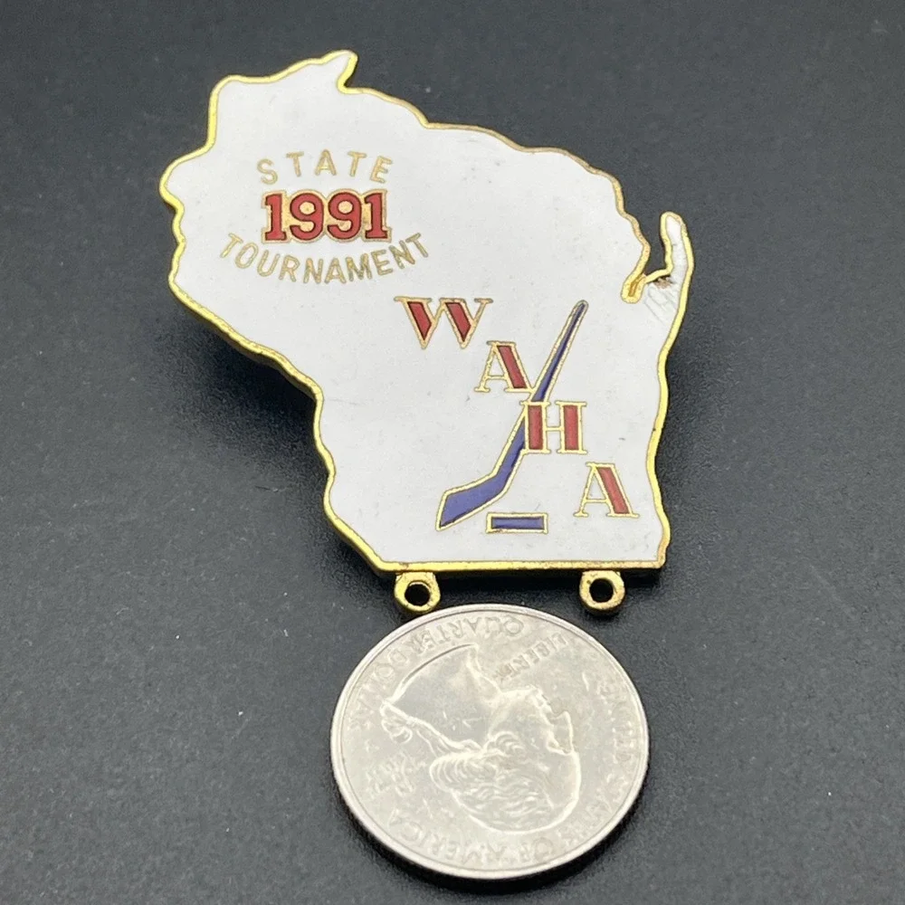 Wisconsin Amateur Hockey Association WAHA State Tournament 1991 Lapel Hat Pin‎